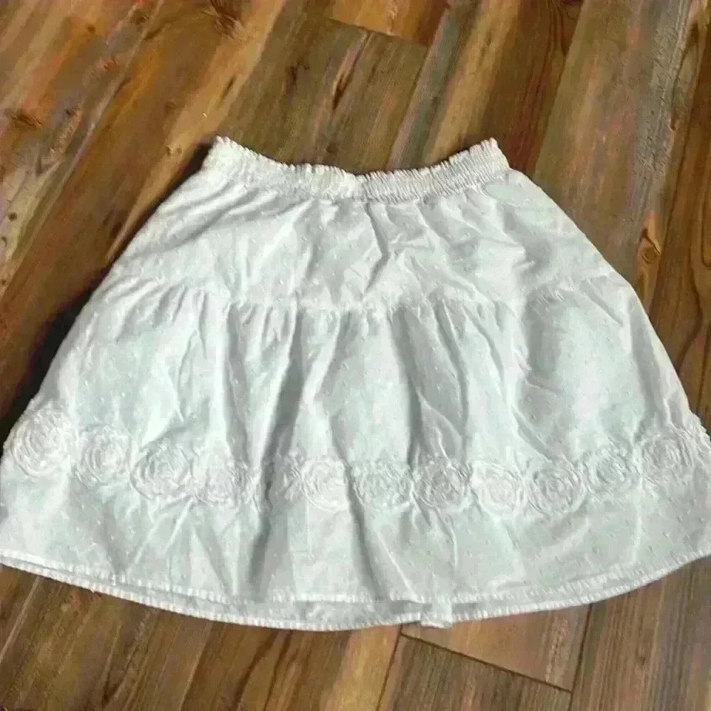 Rhapsody White Embroidered Skirt size L - Picture 7 of 8